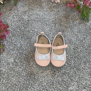 H&M 2.5-3.5 dress shoes